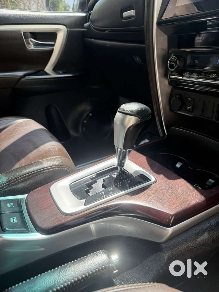 Toyota Fortuner [2021-ongoing] 2.8 2wd Diesel At, 2017, Diesel