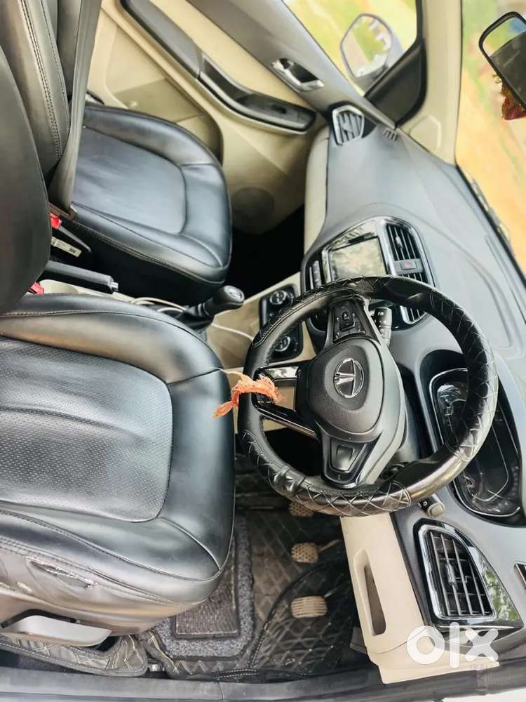 Tata Tiago Top Model Xz+ 2023 Petrol Well Maintained
