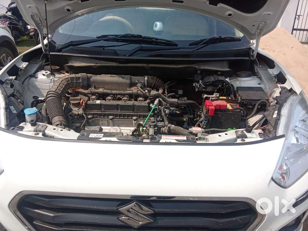 Maruti Suzuki Dzire Vxi Ags, 2024, Petrol