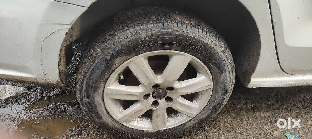 Volkswagen Vento 1.6 Mpi Mt Highline Bsiv