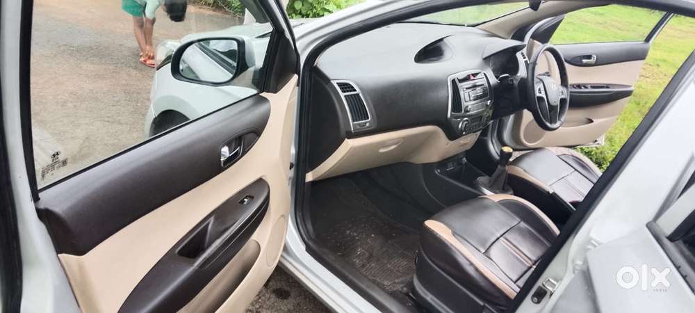 Hyundai I20 Petrol Asta Dual Tone, 2012, Petrol