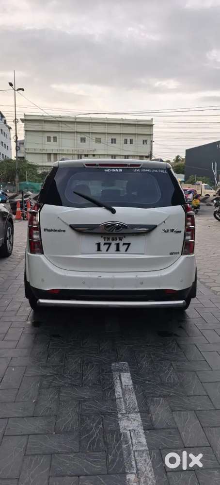 Mahindra Xuv500 2.2 2016