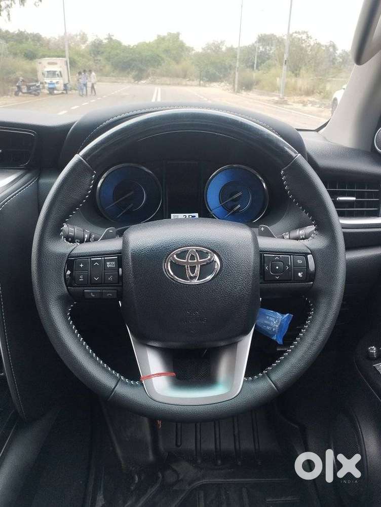 Toyota Fortuner 4x2 At 2.7 Petrol, 2026, Petrol