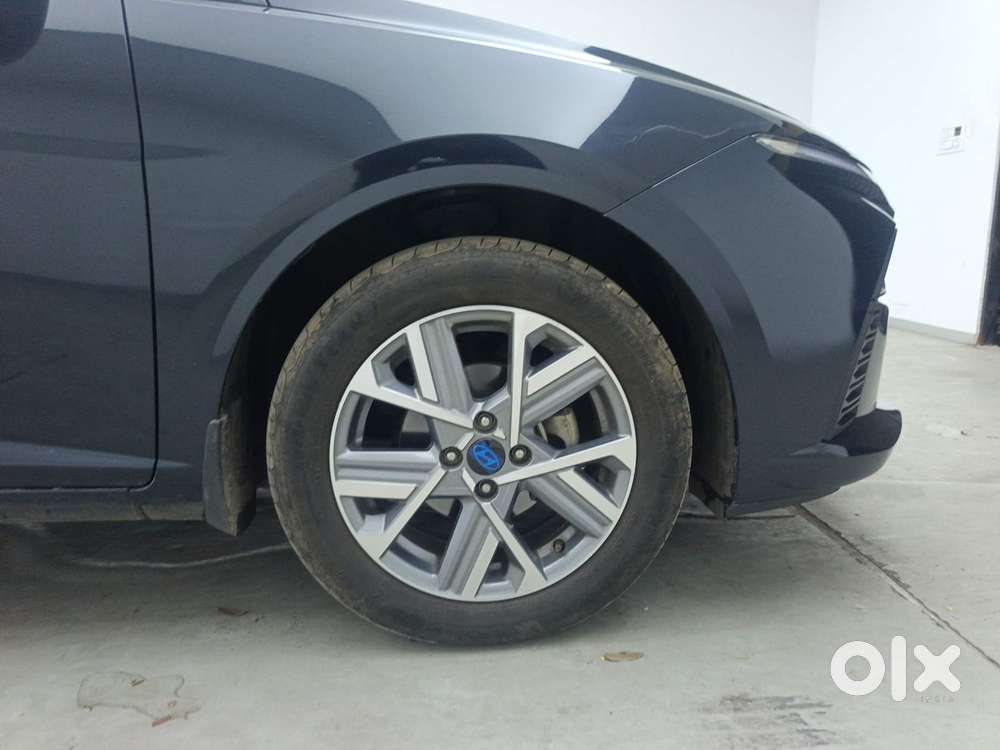 Hyundai Verna 1.5 Sx Petrol Mt, 2023, Petrol