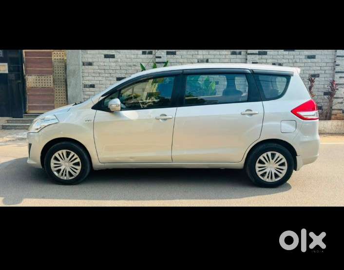 Maruti Suzuki Ertiga Vxi Abs, 2013, Petrol