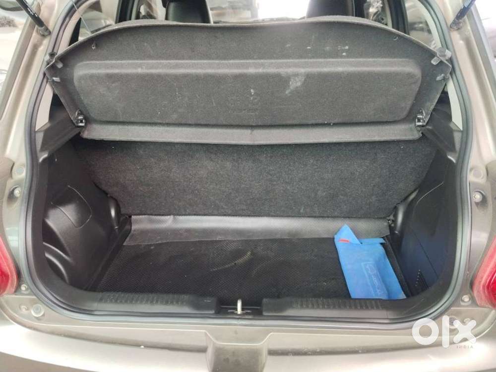 Maruti Suzuki Swift 1.2 Vxi (o), 2023, Petrol