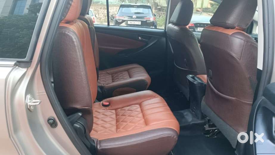 Toyota Innova Crysta 2.7 Gx Limited Edition At 7 Str, 2022, Petrol