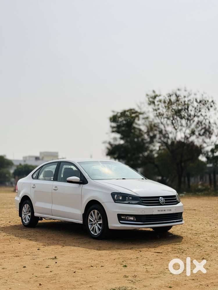Volkswagen Vento 1.2 Tsi Highline Plus At, 2015, Petrol