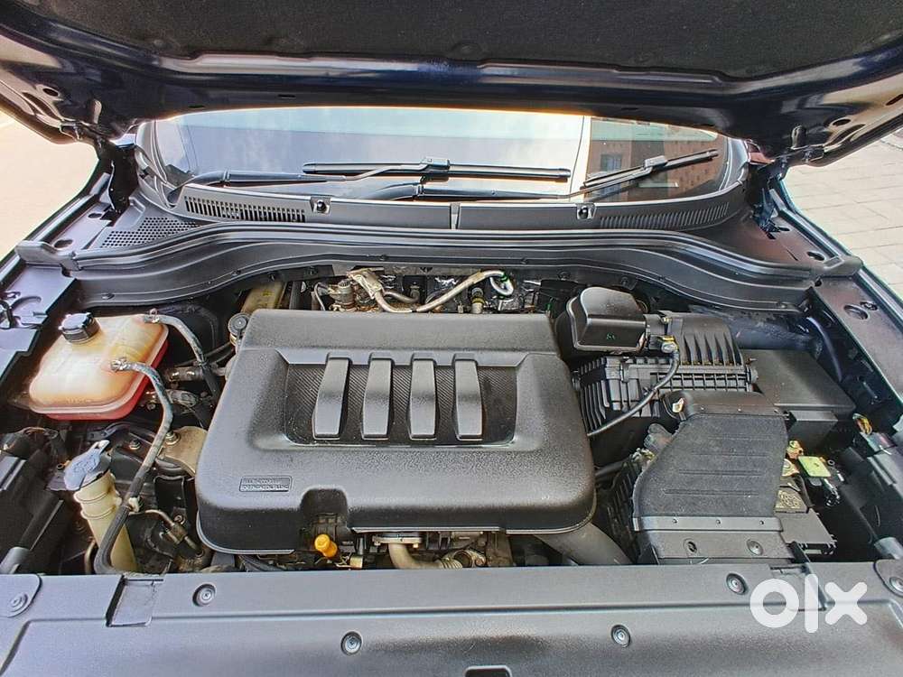 Mahindra Xuv700 2.2 Ax 5 Diesel At Str, 2023, Diesel