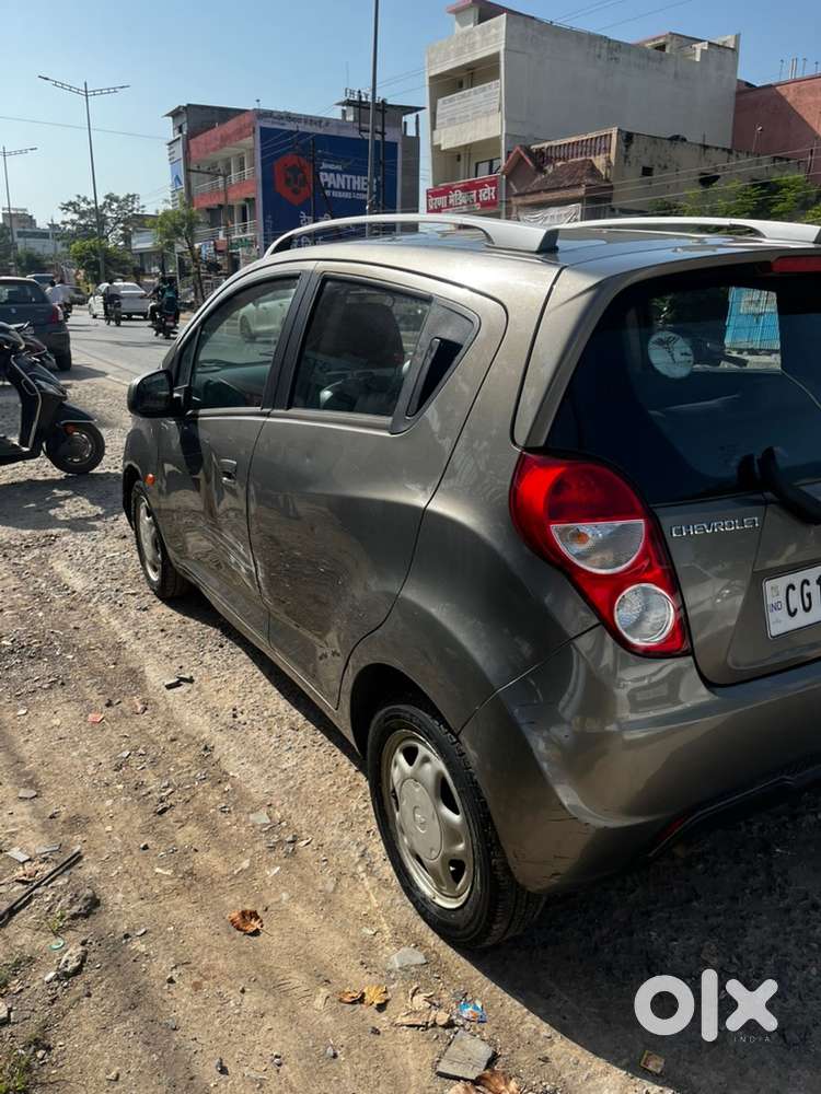 Chevrolet Beat Petrol 2015