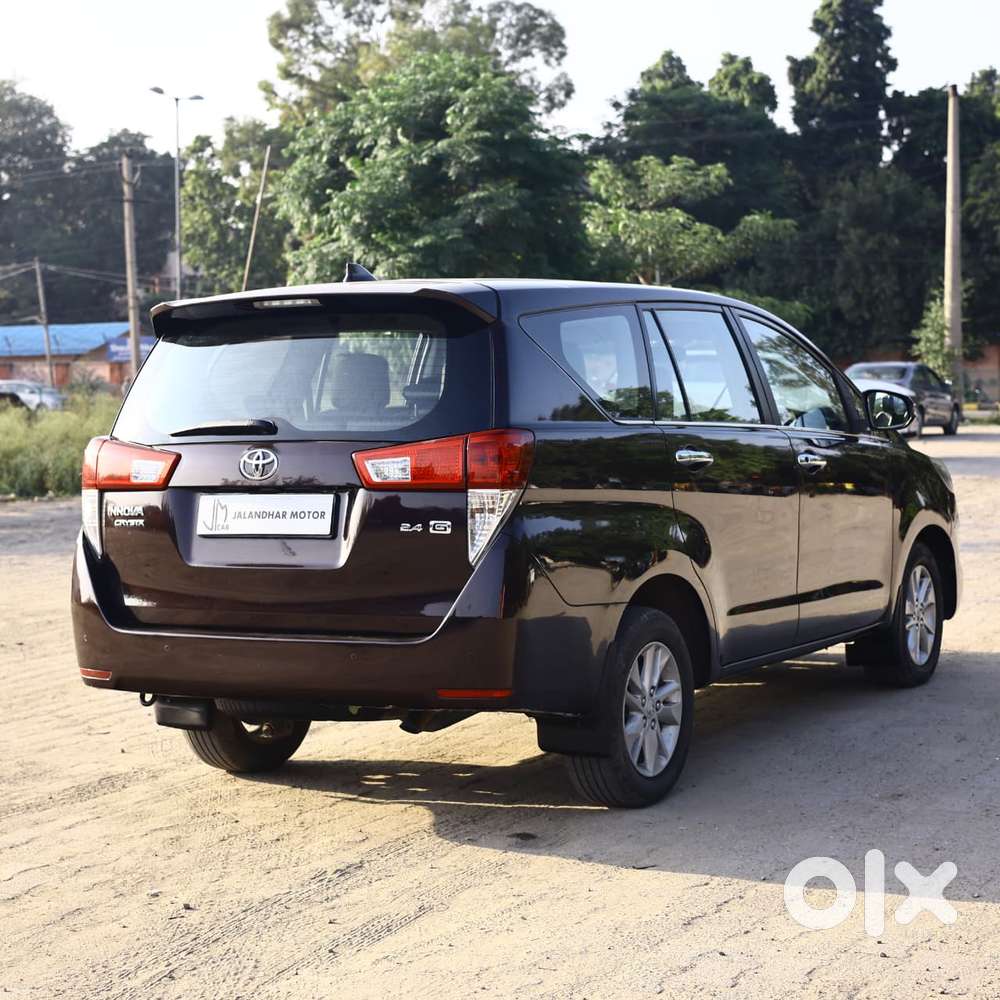 Toyota Innova Crysta [2020-ongoing] 2.4 Gx 7 Str, 2021, Diesel