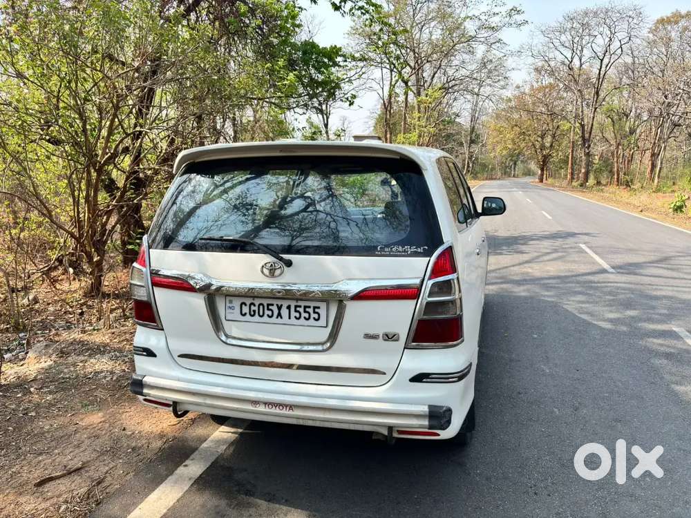 Toyota Innova 2015 Diesel Well Maintained
