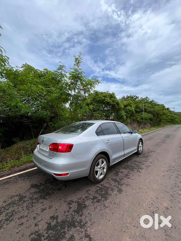 Volkswagen Jetta 2012 Petrol Well Maintained