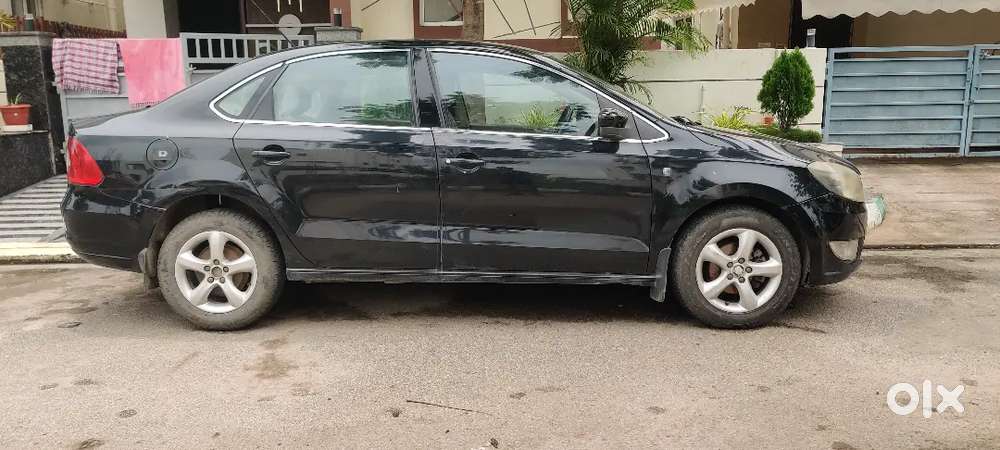 Skoda Rapid Elegance 2013