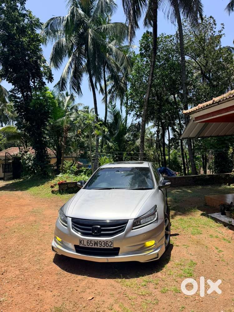 Honda Accord Petrol 2011