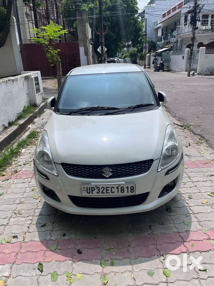 Maruti Suzuki Swift Vvt Zxi, 2012, Petrol