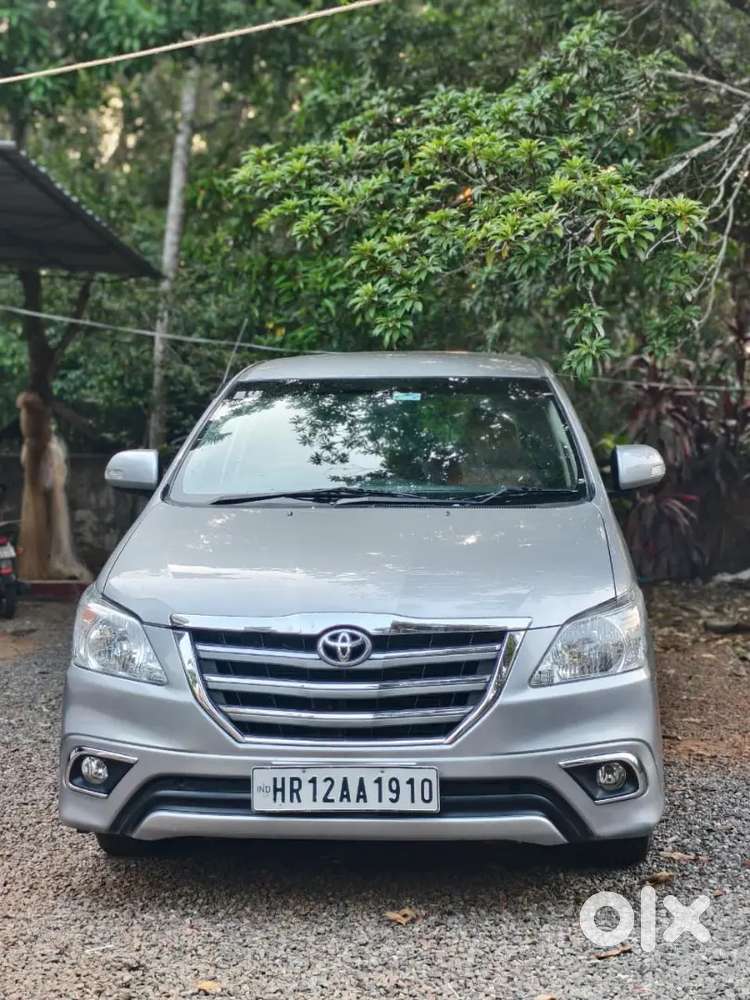 Toyota Innova 2015 Diesel Well Maintained