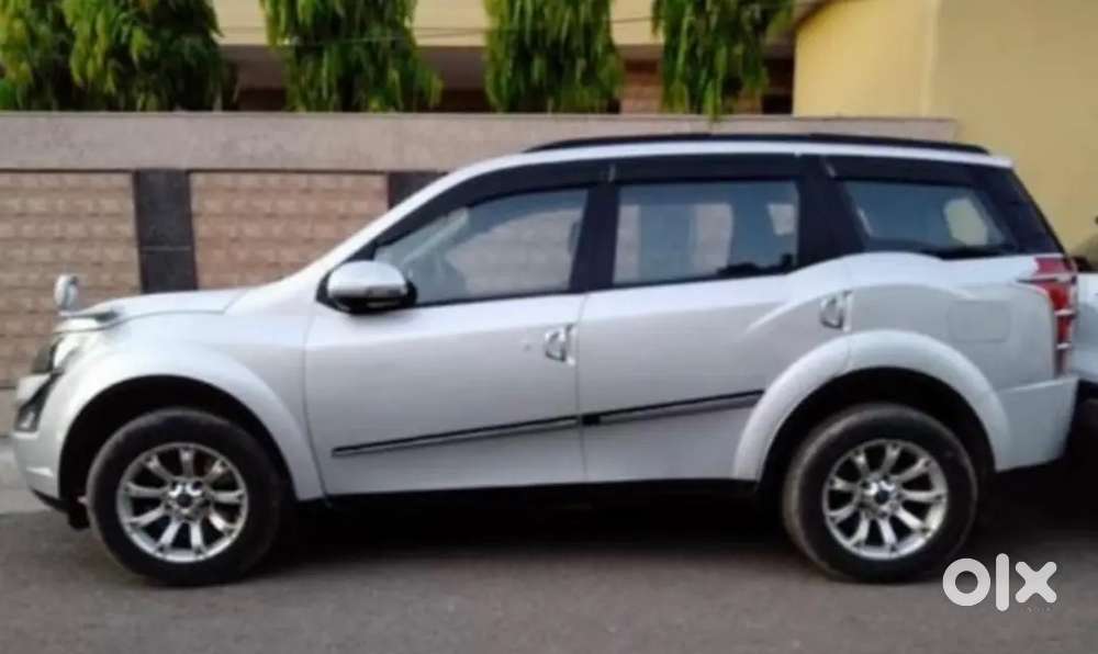 Mahindra Xuv500 2015