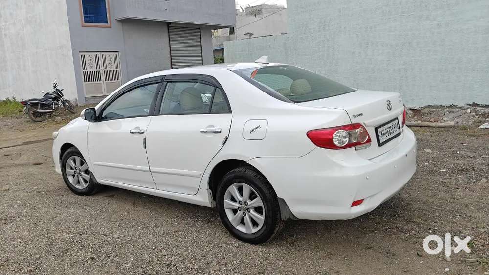 Toyota Corolla Altis Diesel 2013