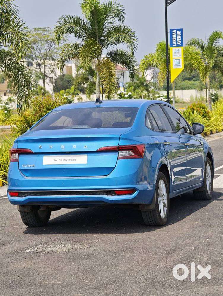 Skoda Slavia 1.0 Ambition Tsi, 2022, Petrol