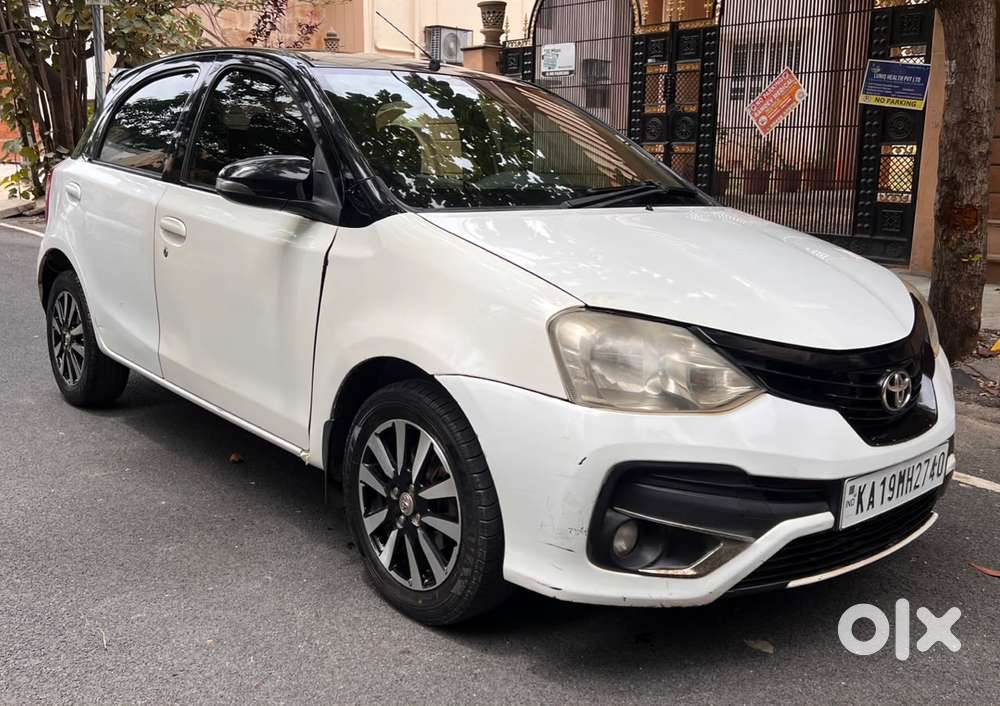 Toyota Etios Liva Vx, 2017, Petrol