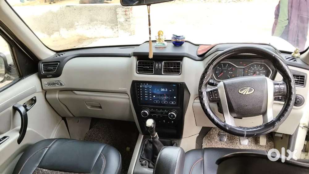 Mahindra Scorpio 2.2 Hybrid 2017