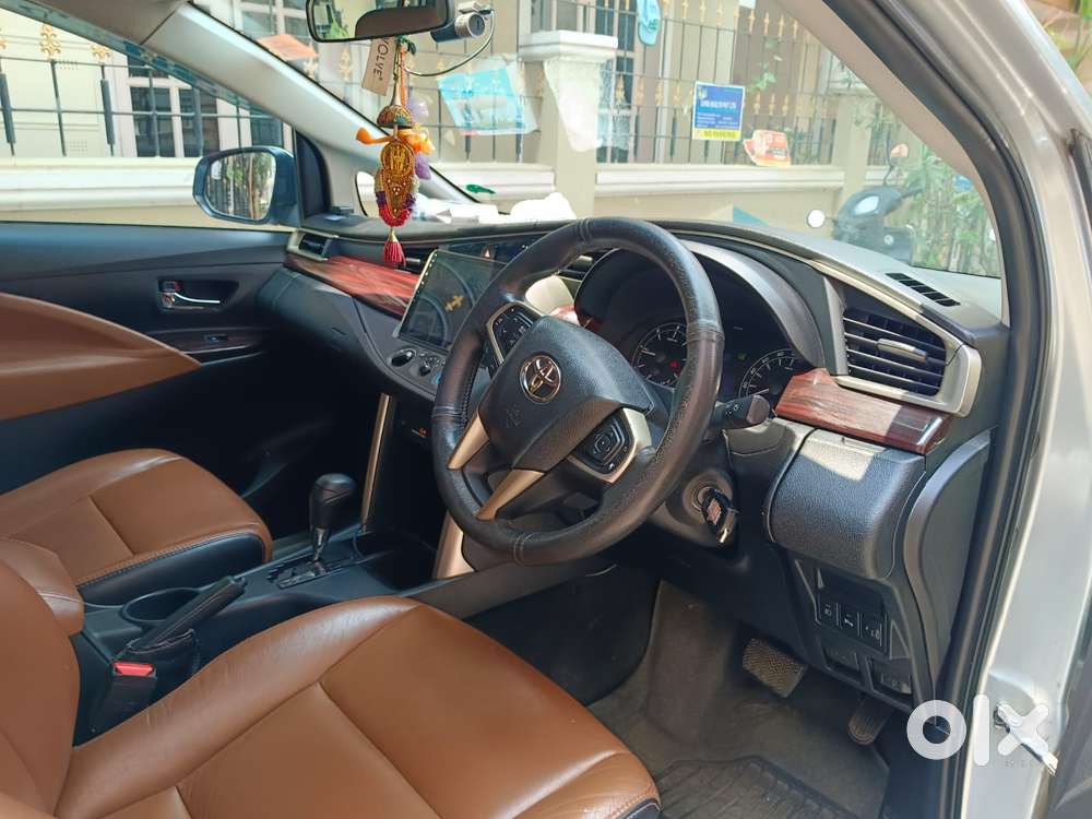 Toyota Innova Crysta 2.8 Gx At 7 Str, 2016, Diesel