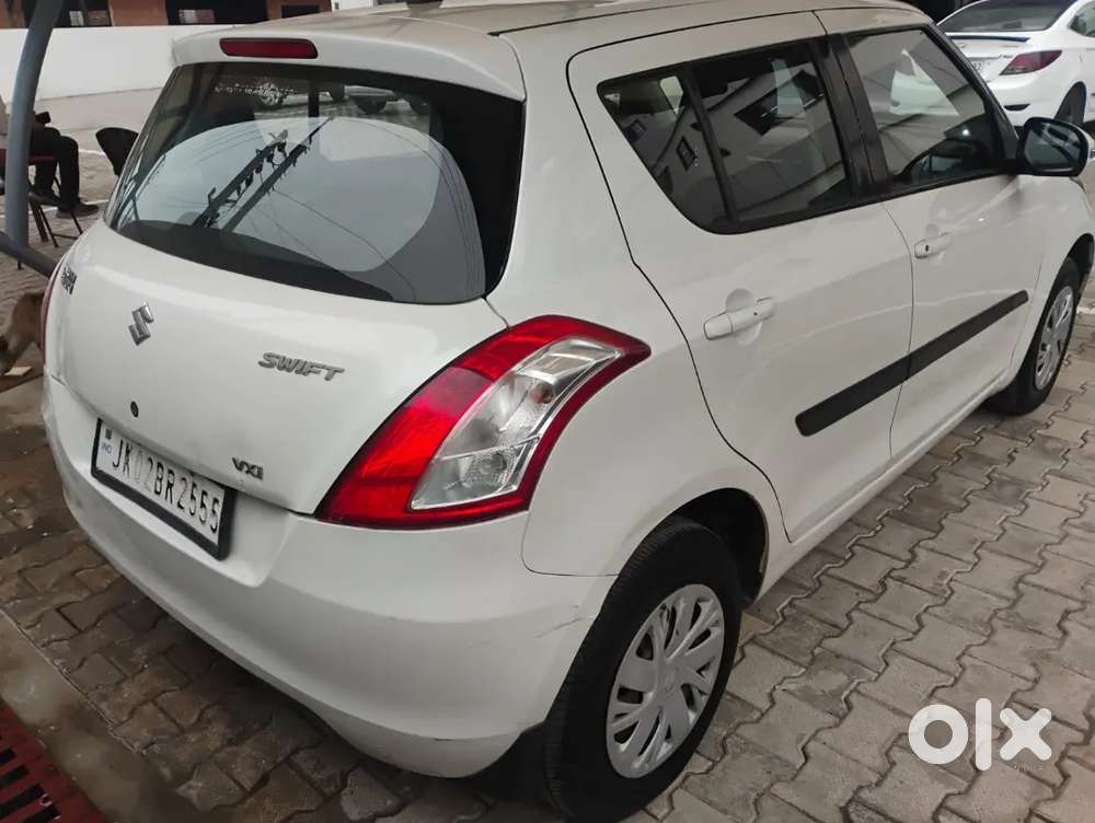 Maruti Suzuki Swift 2016 Petrol 37000 Km Driven