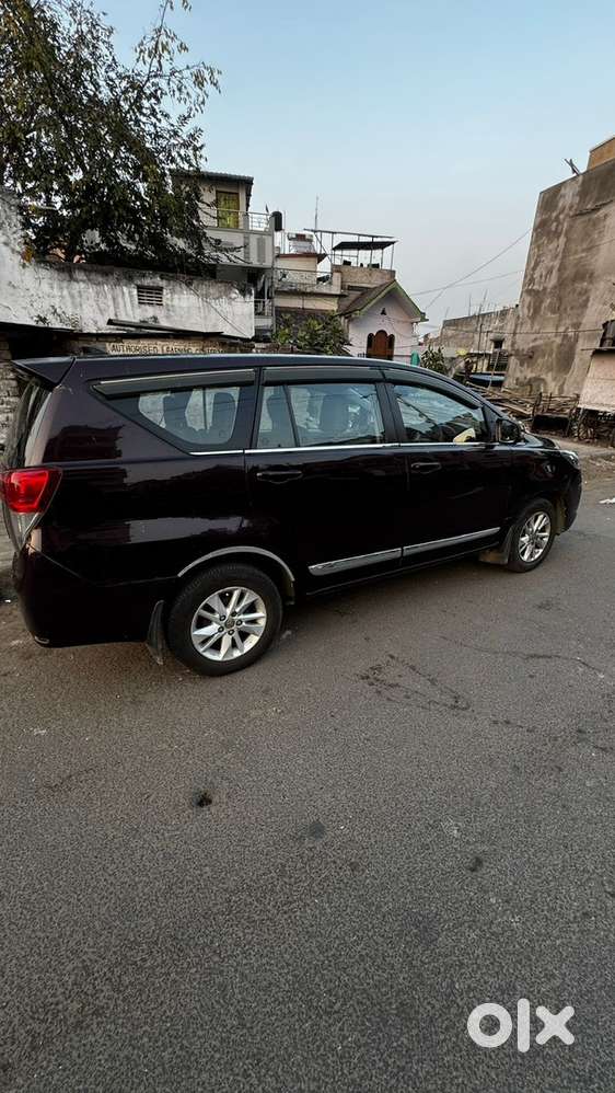 Toyota Innova Crysta 2017