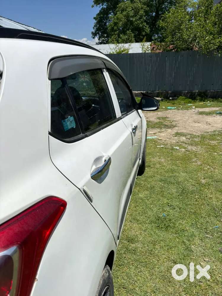 Hyundai Grand I10 2015 Push Button