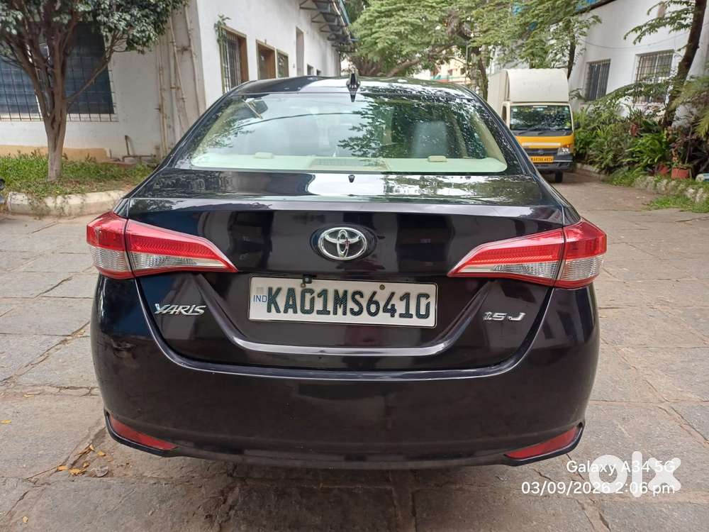 Toyota Yaris J Cvt, 2018, Petrol