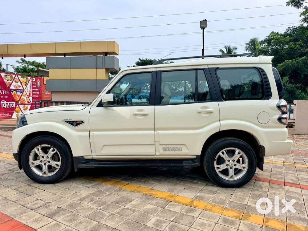 Mahindra Scorpio S10 7 Seater, 2015, Diesel