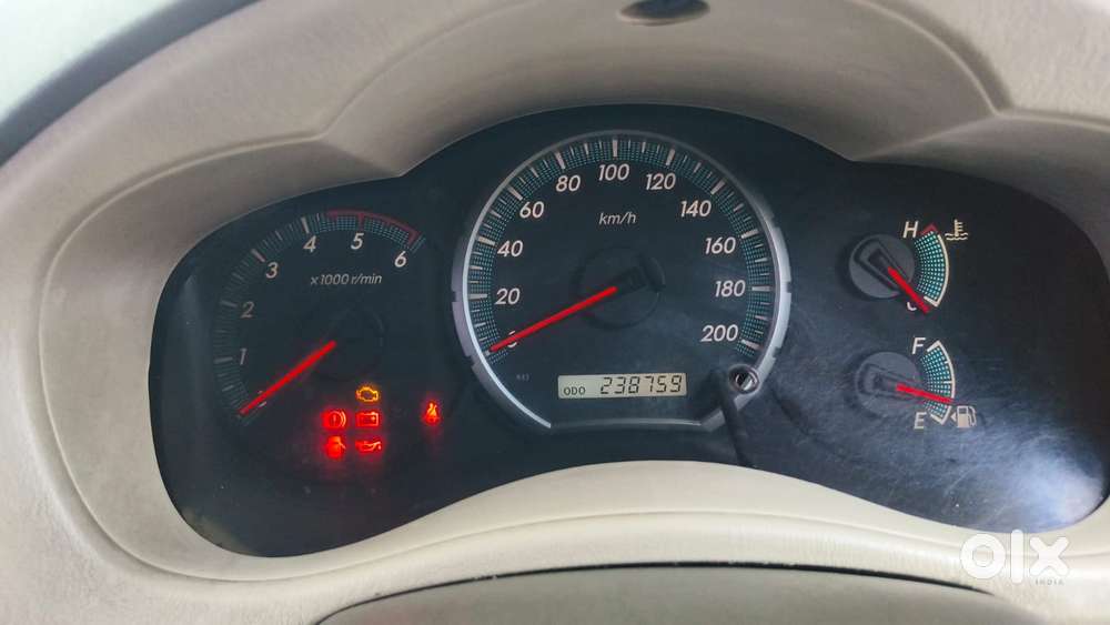 Toyota Innova 2.5 V 7 Str, 2012, Diesel