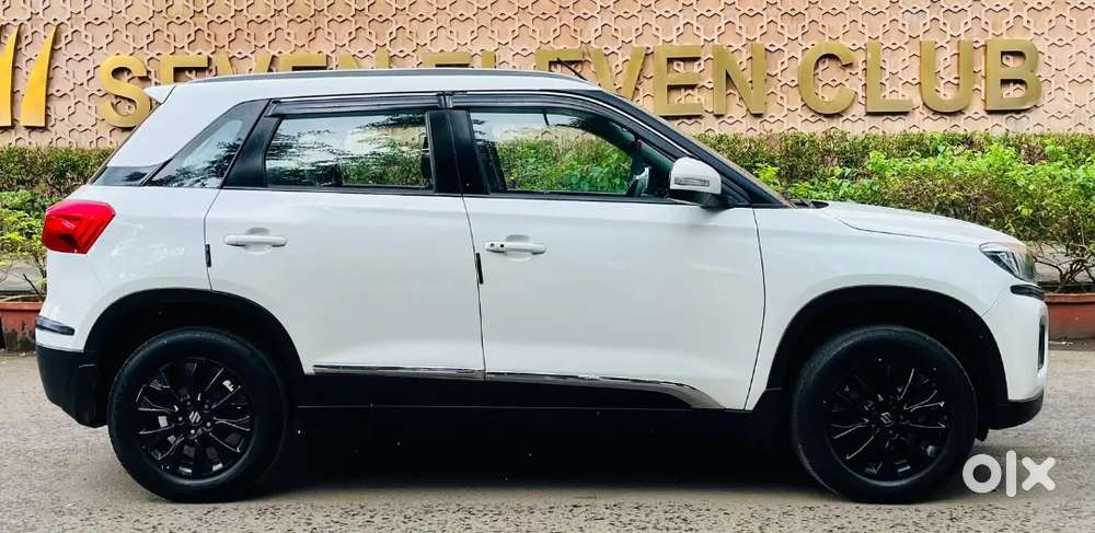 Vitara Breeza Smart Hybrid Petrol Automatic Top Model 2020 1st 18k Kms