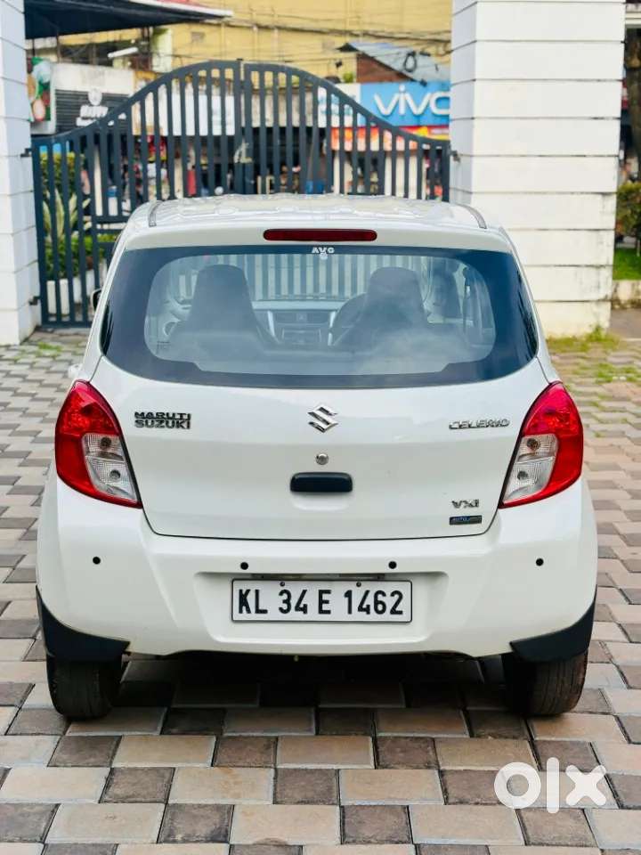 Maruti Suzuki Celerio 1.0 Vxi Amt, 2016, Petrol