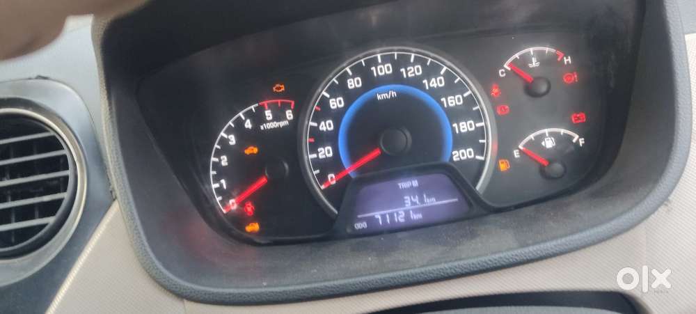 Hyundai Grand I10 1.2 Crdi Sportz, 2016, Diesel
