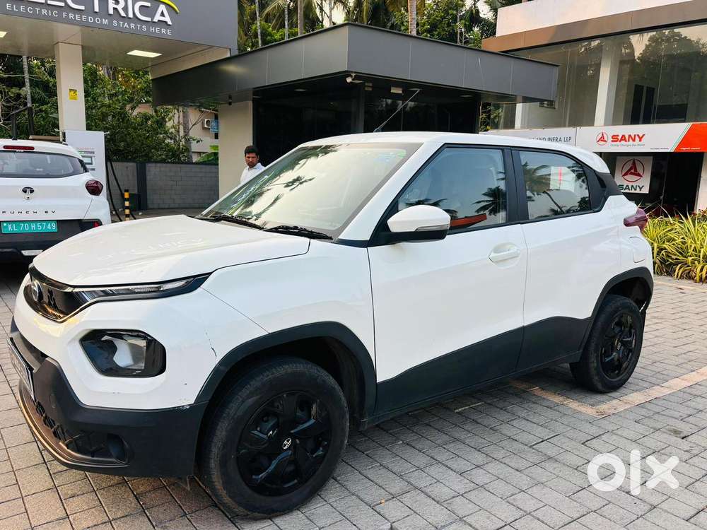 Tata Punch Adventure Amt, 2022, Petrol