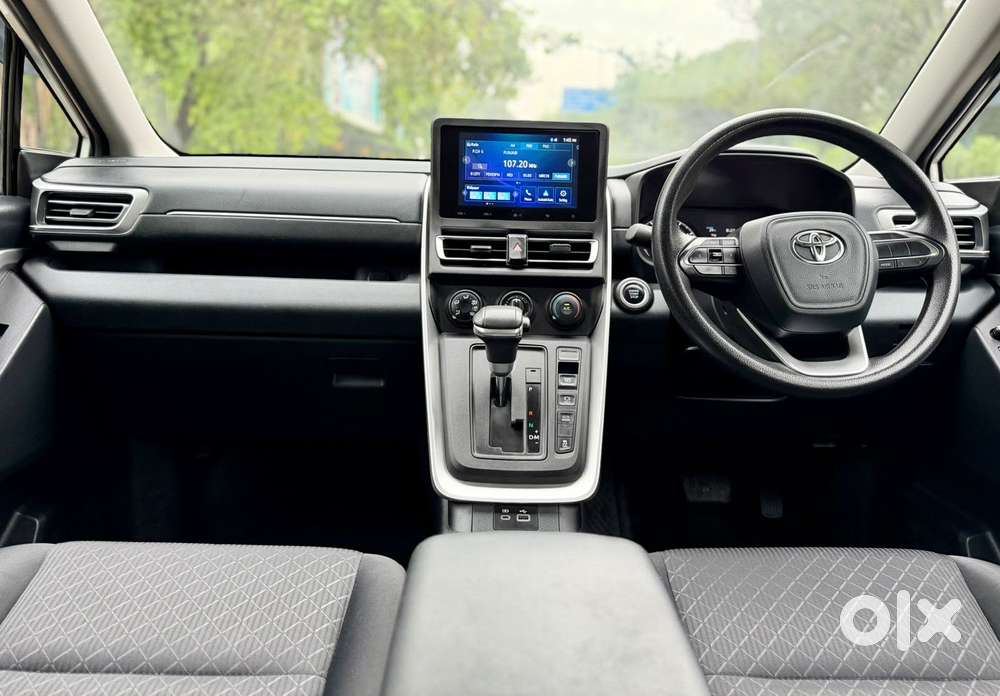 Toyota Innova Hycross 2.0 Gx 7 Str, 2023, Petrol
