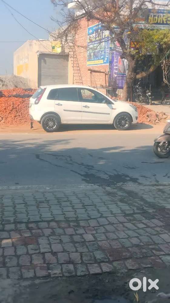 Ford Figo 2011 Diesel 160000 Km Driven