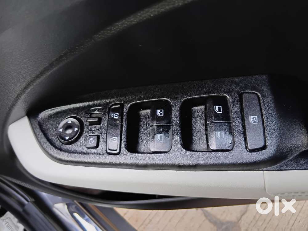 Hyundai Venue Sx Plus Turbo Dct, 2023, Petrol