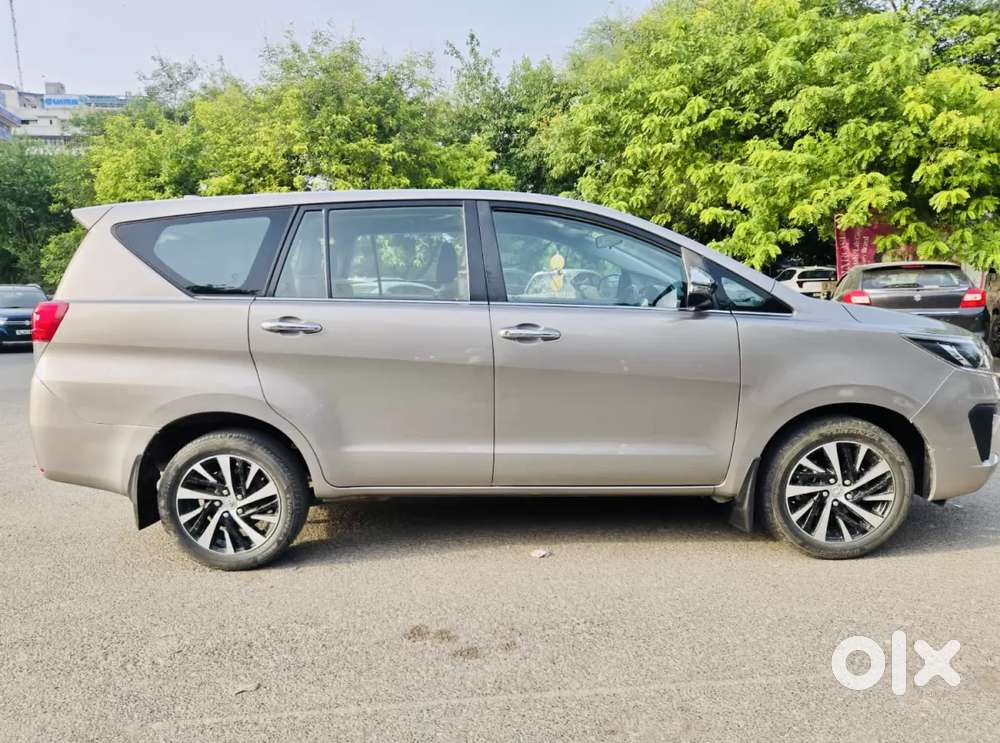 Toyota Innova Crysta [2020-ongoing] 2.4 Zx At 7 Str, 2022, Diesel