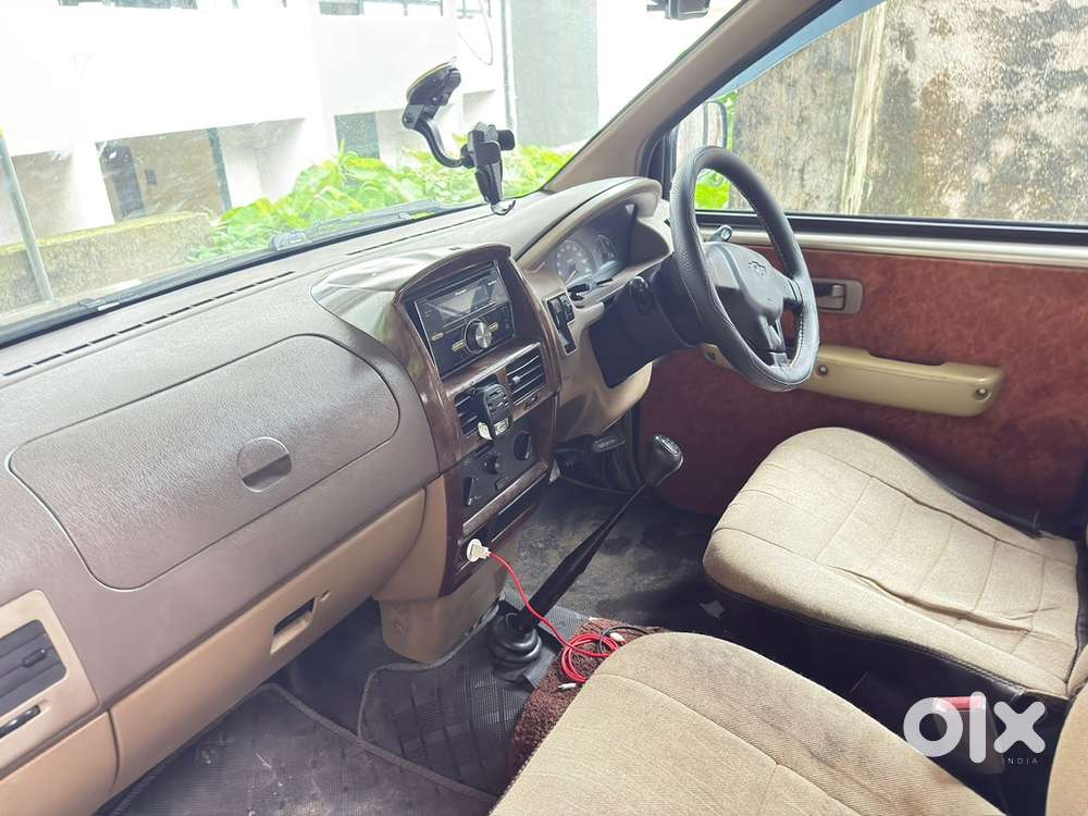 Chevrolet Tavera 2010 Diesel Well Maintained