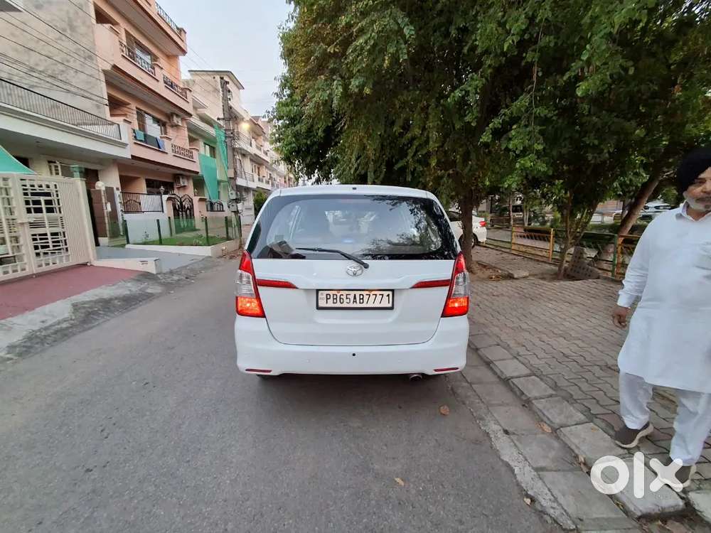 Toyota Innova 2.5 Gx 7 Seater,  Nov-14 Diesel 1st Owner