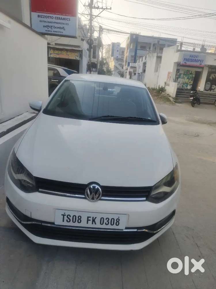 Volkswagen Polo 2017 Petrol 74000 Km Driven