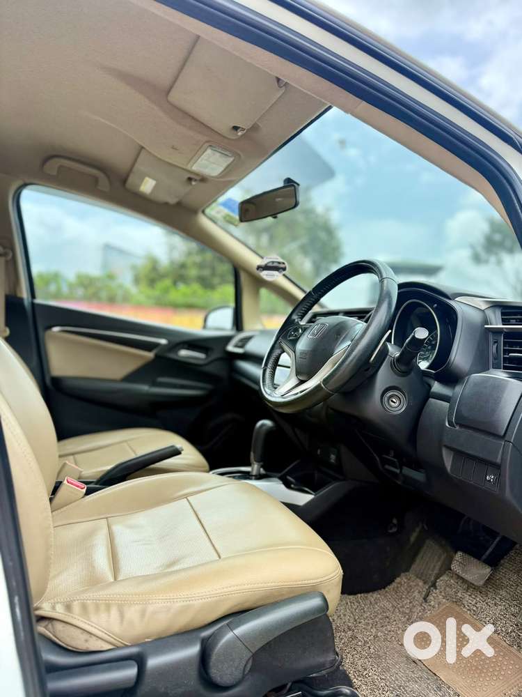 Honda Jazz V Cvt, 2017, Petrol