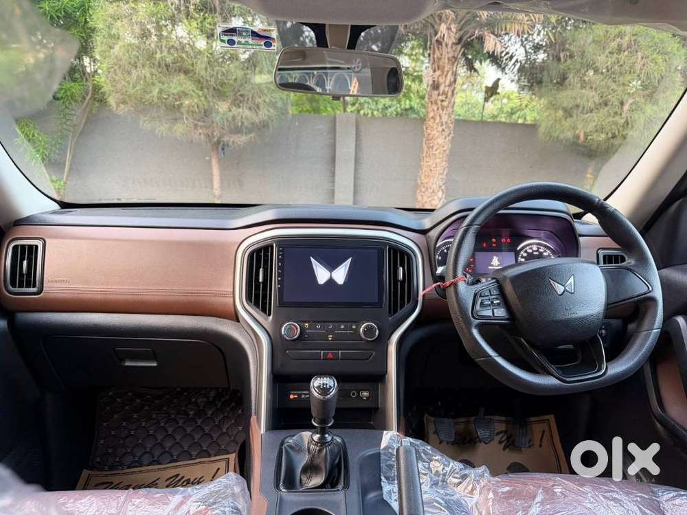 Mahindra Scorpio-n 2.0 Z2 Petrol Mt 7 Str, 2024, Petrol