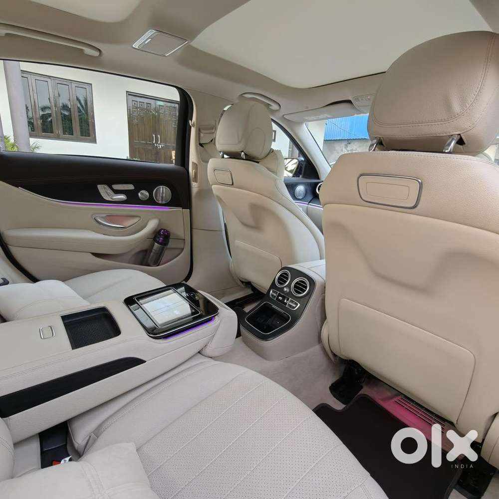 Mercedes E220d Exclusive Rear Recliner