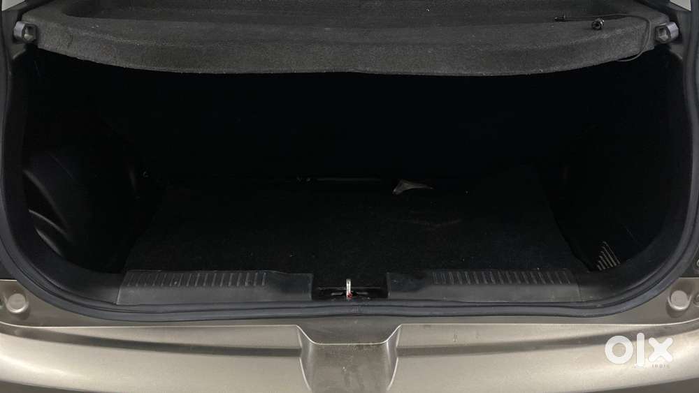 Maruti Suzuki Swift 2018 Amt Vxi, 2022, Petrol