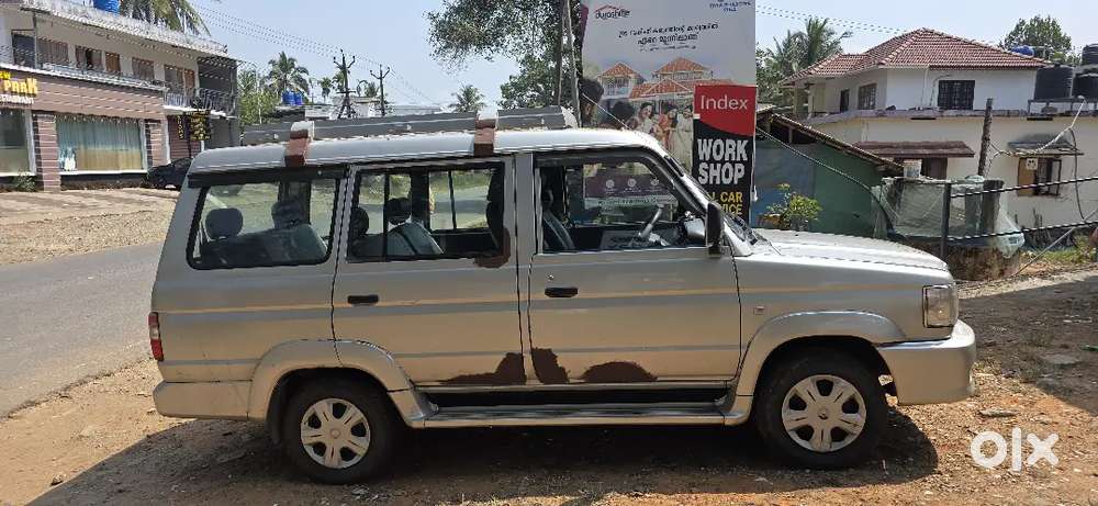 Toyota Qualis 2004