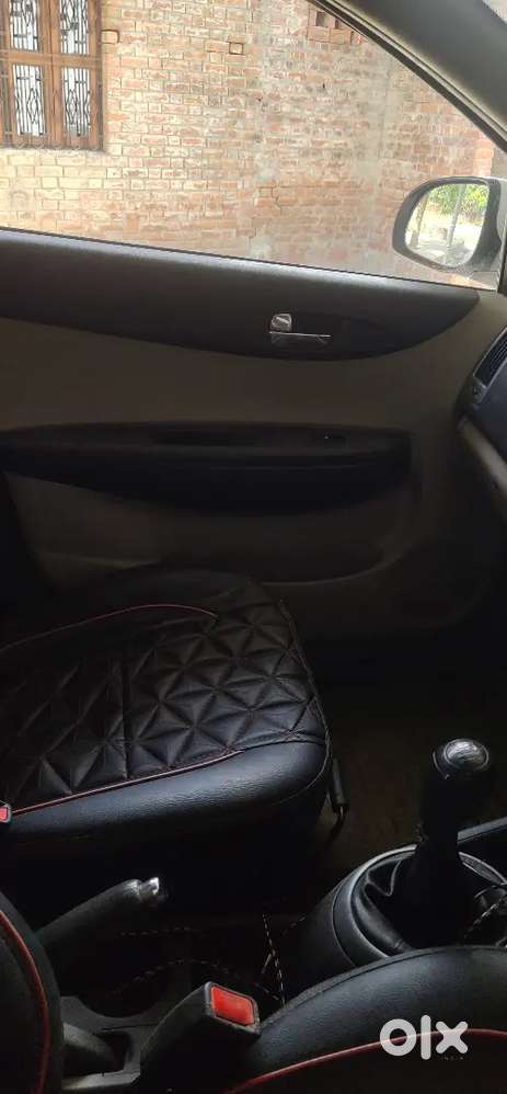Hyundai I20 2014 Diesel 120700 Km Driven